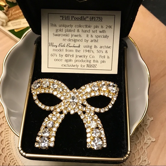 MBB Jewelry - 1940s-1960s BOW 24k gold plated rhinestone brooch